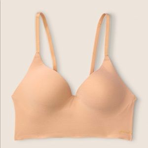 NWT Victoria’s Secret Pink wireless bra